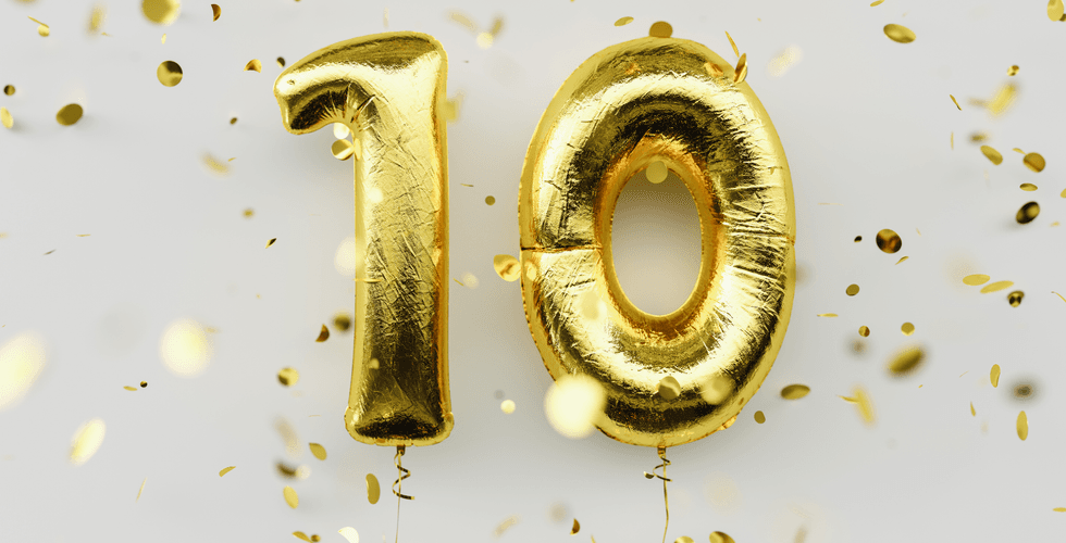 gold number 10 balloons 